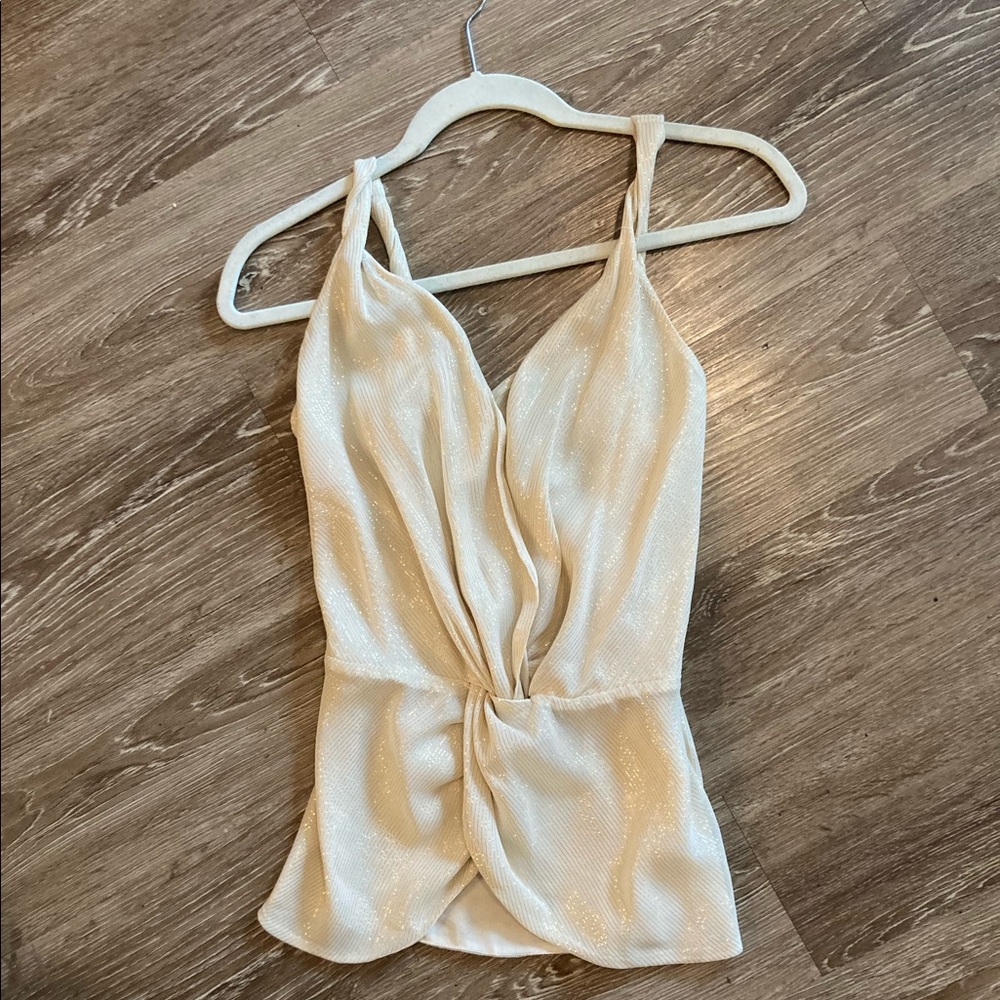 New with tags- Silk Greylin top